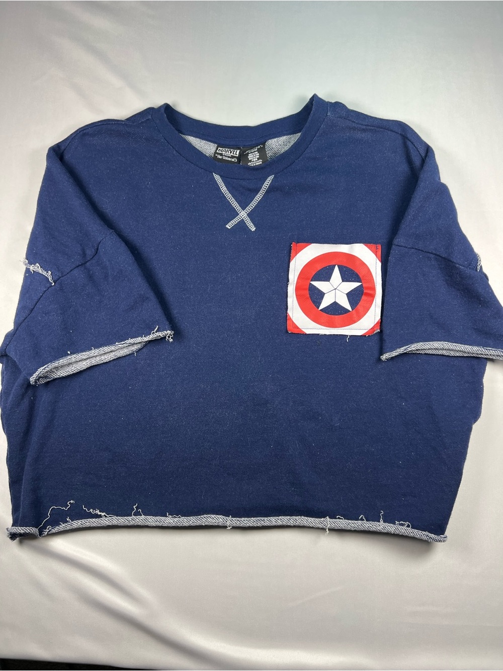 Marvel Captain America Her Universe Womens Medium Crop Sweatshirt Raw Hem Blue